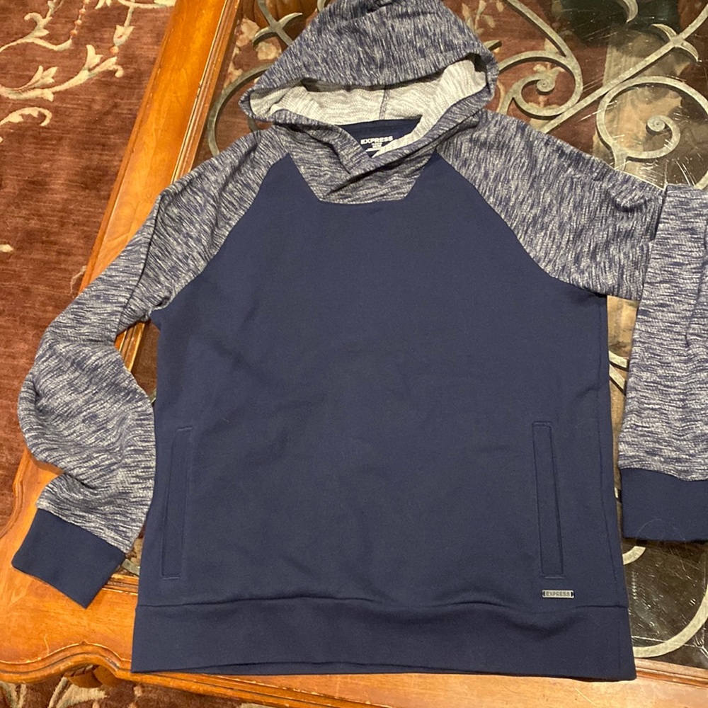 Mens Express hooded shirt
